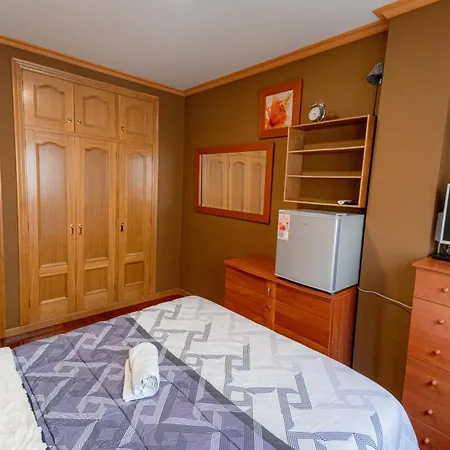 Centro Pontereas בית אירוח *