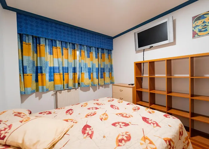 Centro Pontereas Пуэнтеареас