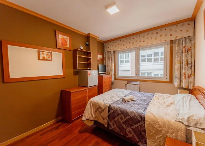 Centro Pontereas * Пуэнтеареас